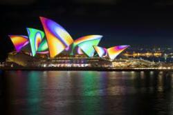 Vivid LIVE - the lighting of the sails